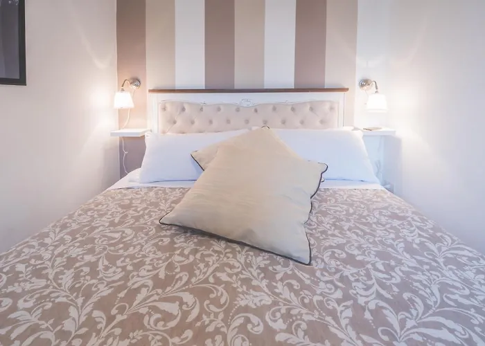 Pellegrino 75 Double Bedroom